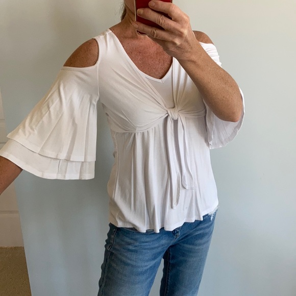 White Cold Shoulder Tie Front Top - Picture 4 of 14
